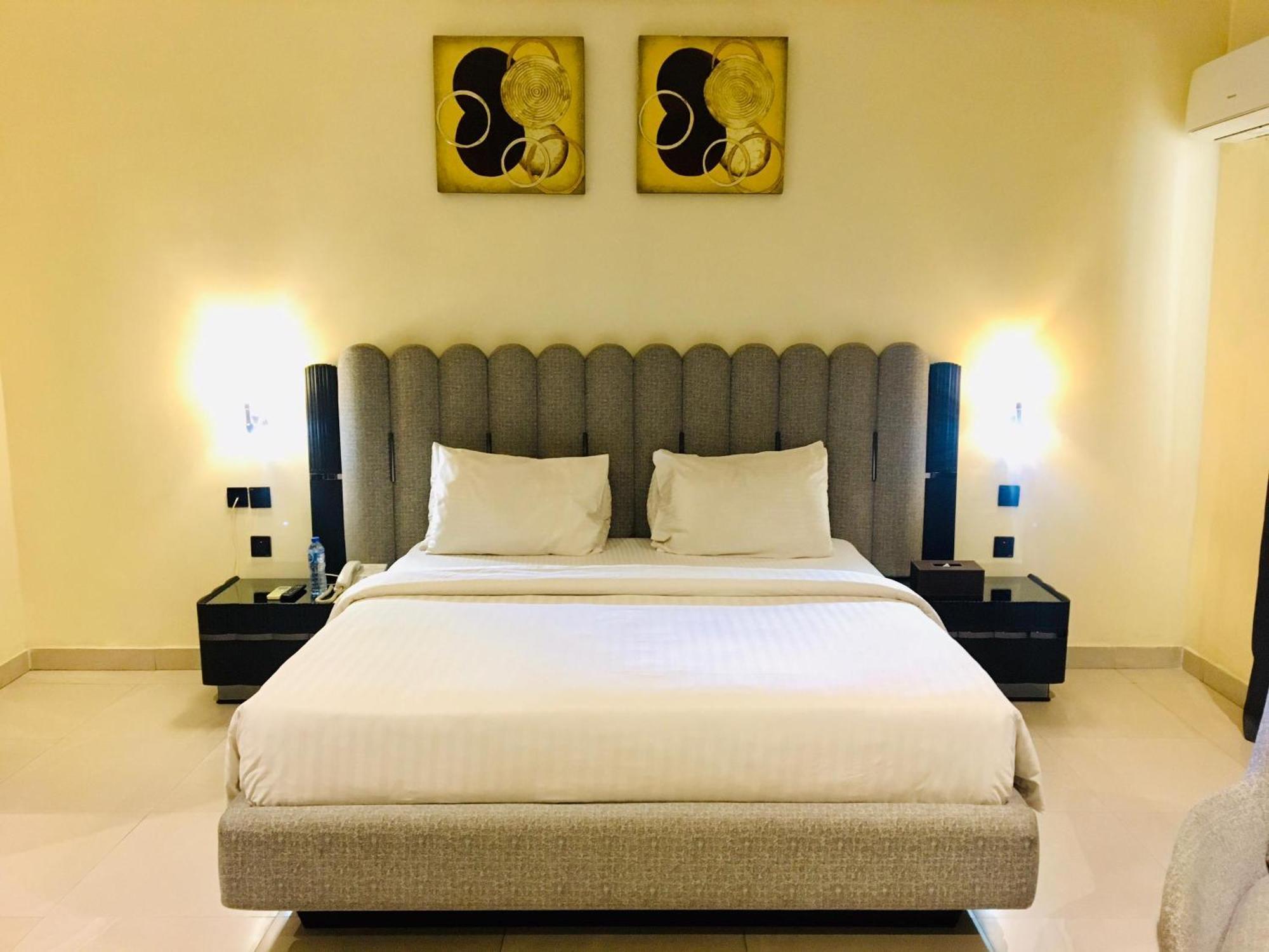 Summerset Continental Hotel Maitama By T E L E Hospitality Абуджа Екстериор снимка