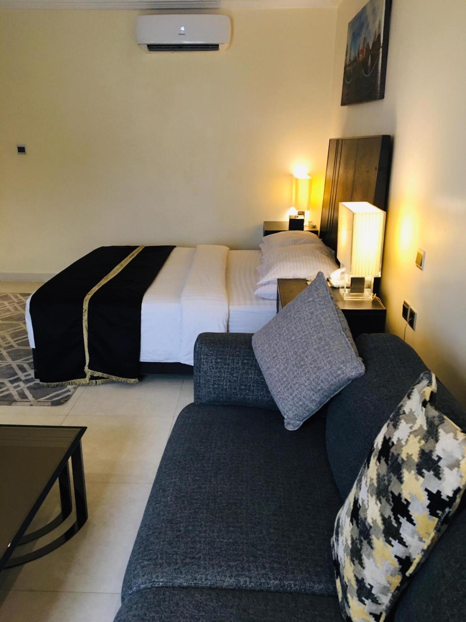 Summerset Continental Hotel Maitama By T E L E Hospitality Абуджа Екстериор снимка